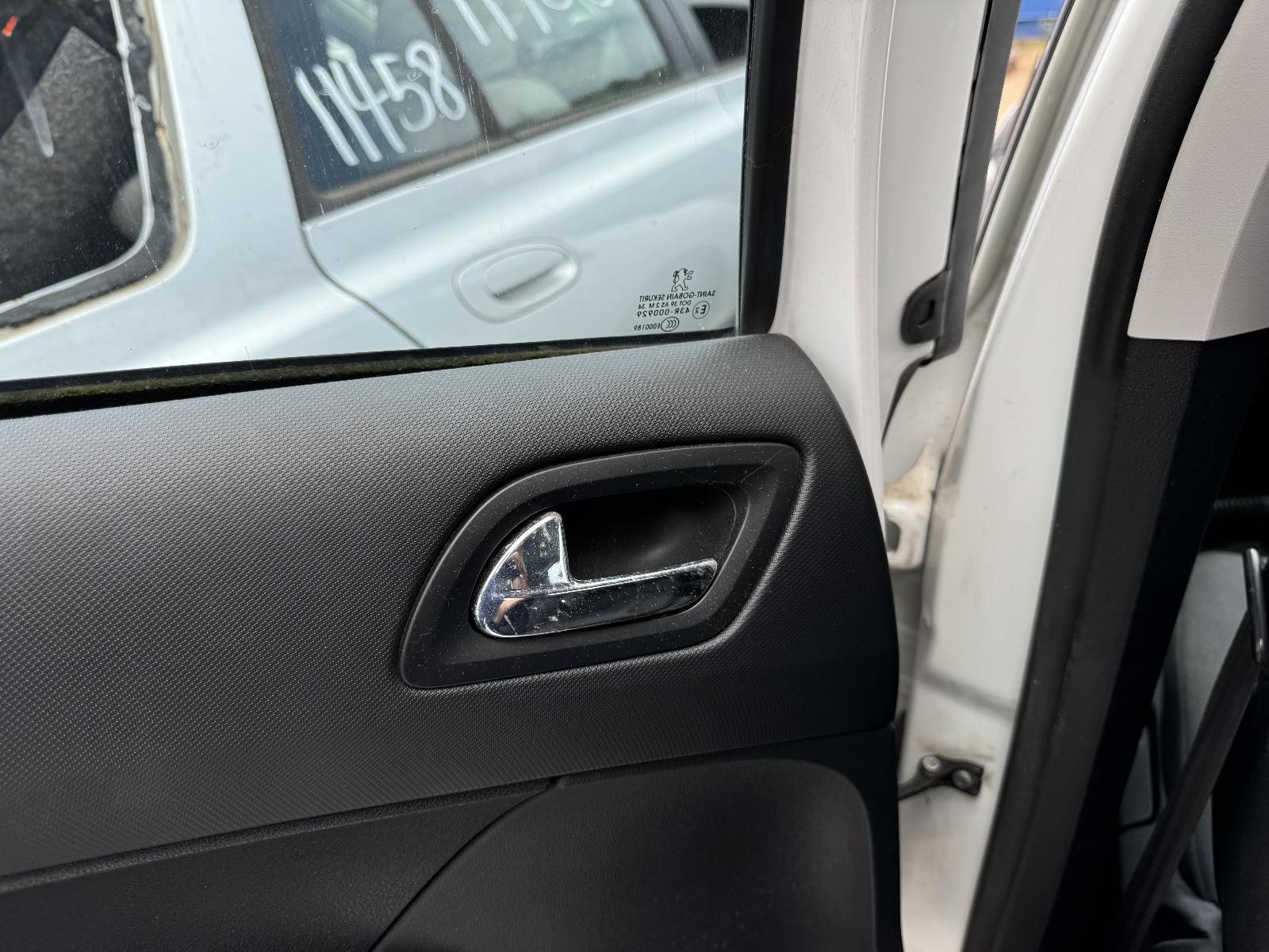 View PEUGEOT 308 2010 4 Door Hatchback Breaking