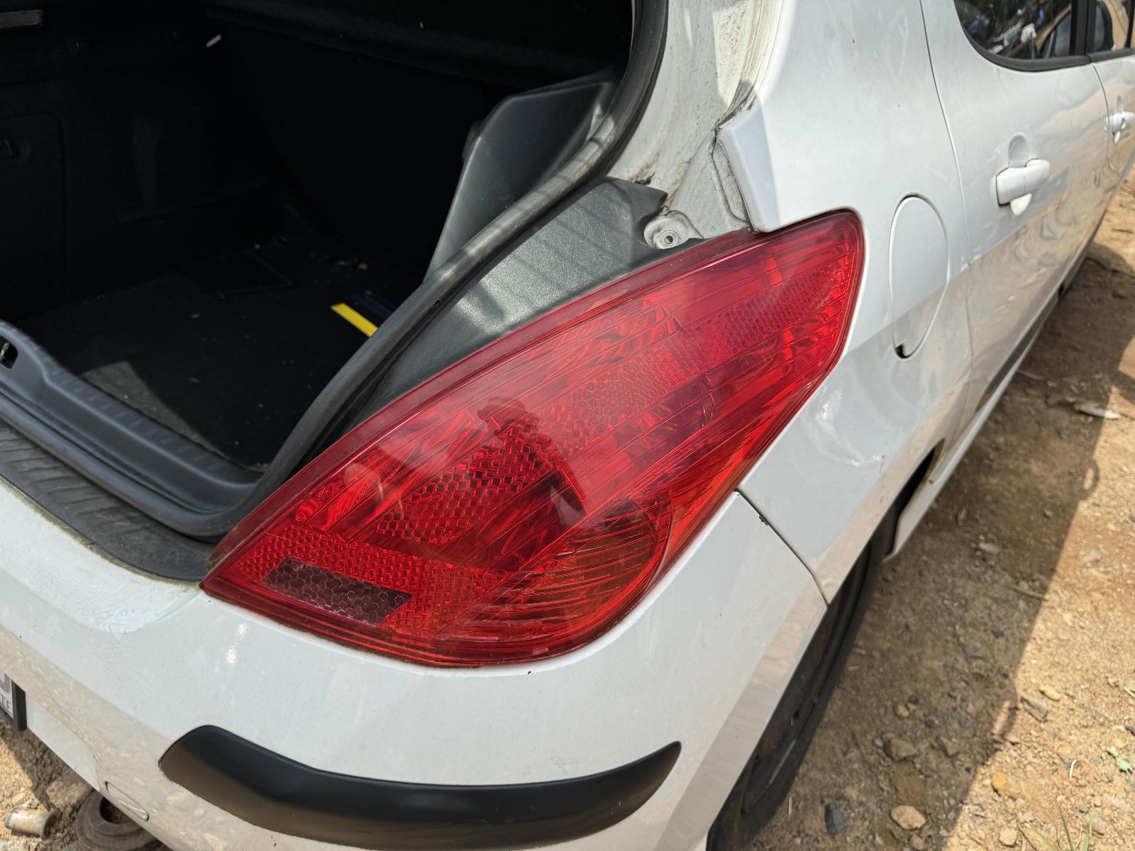 View PEUGEOT 308 2010 4 Door Hatchback Breaking