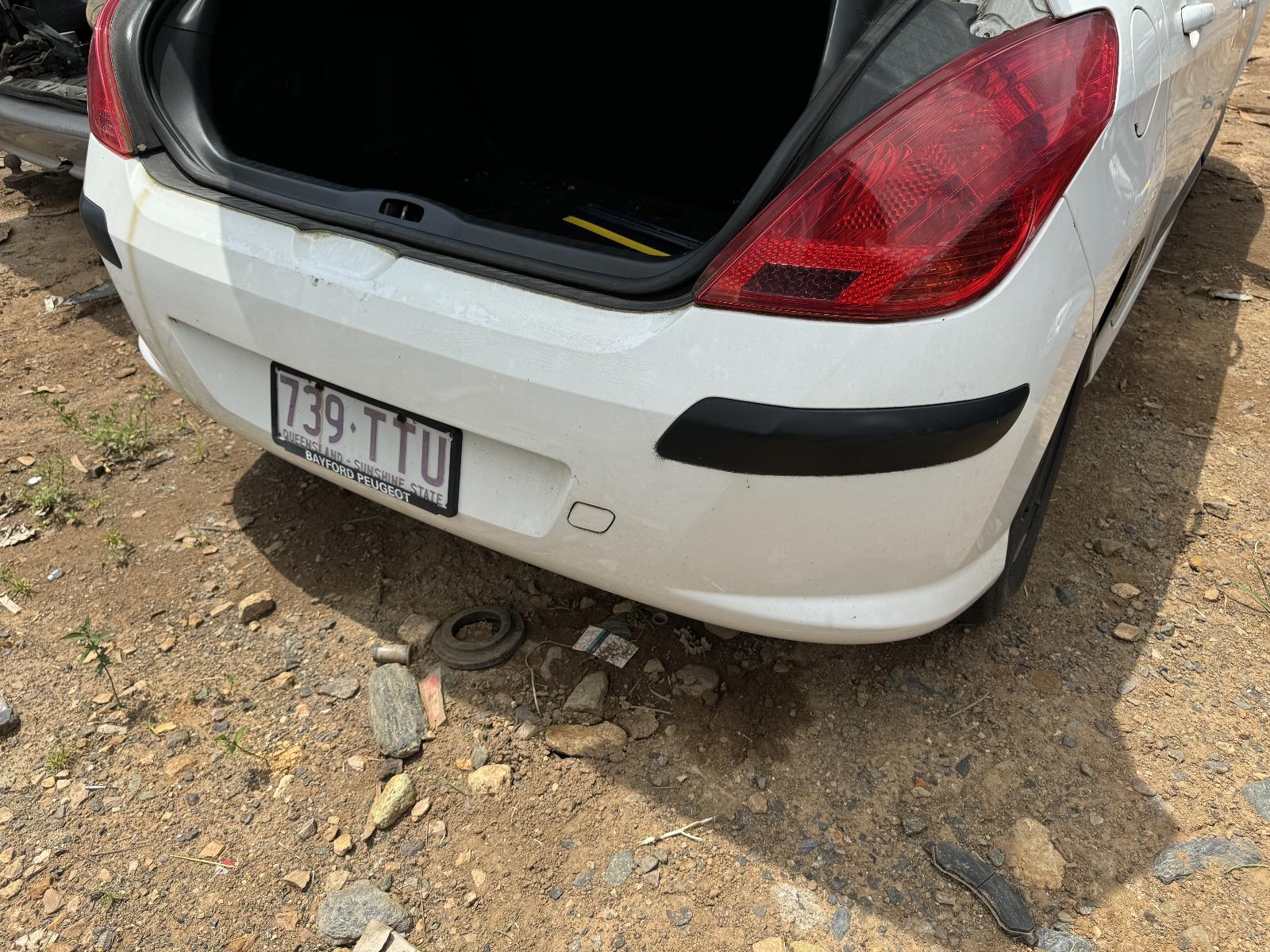 View PEUGEOT 308 2010 4 Door Hatchback Breaking
