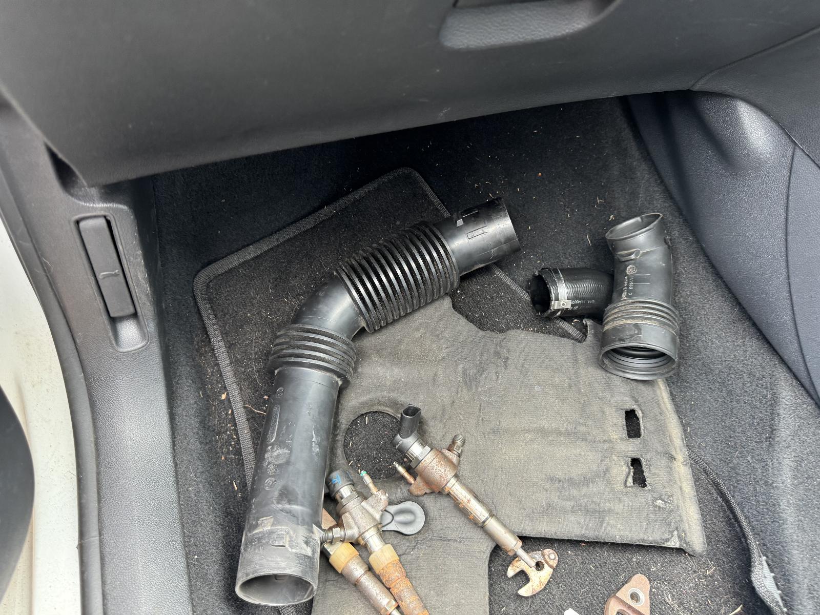 View PEUGEOT 308 2010 4 Door Hatchback Breaking