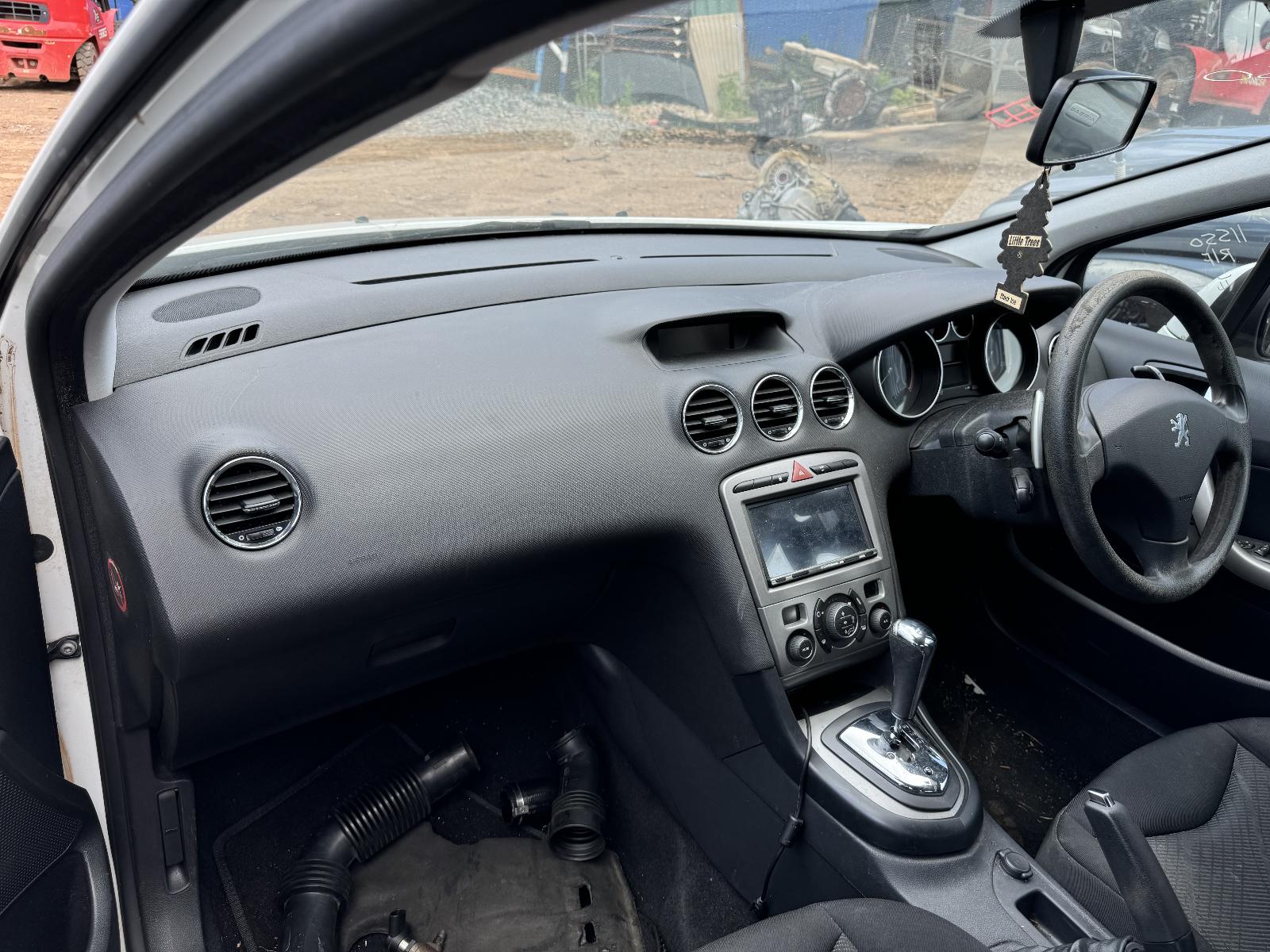 View PEUGEOT 308 2010 4 Door Hatchback Breaking