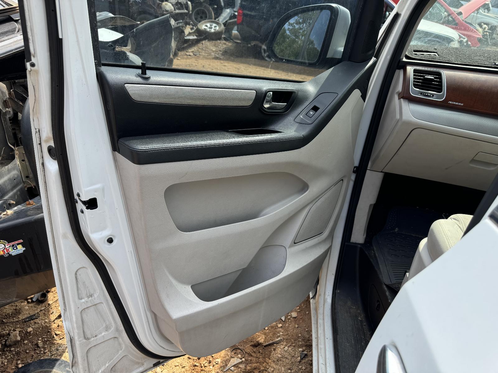 View LDV G10 2017 4 Door Station Wagon Breaking