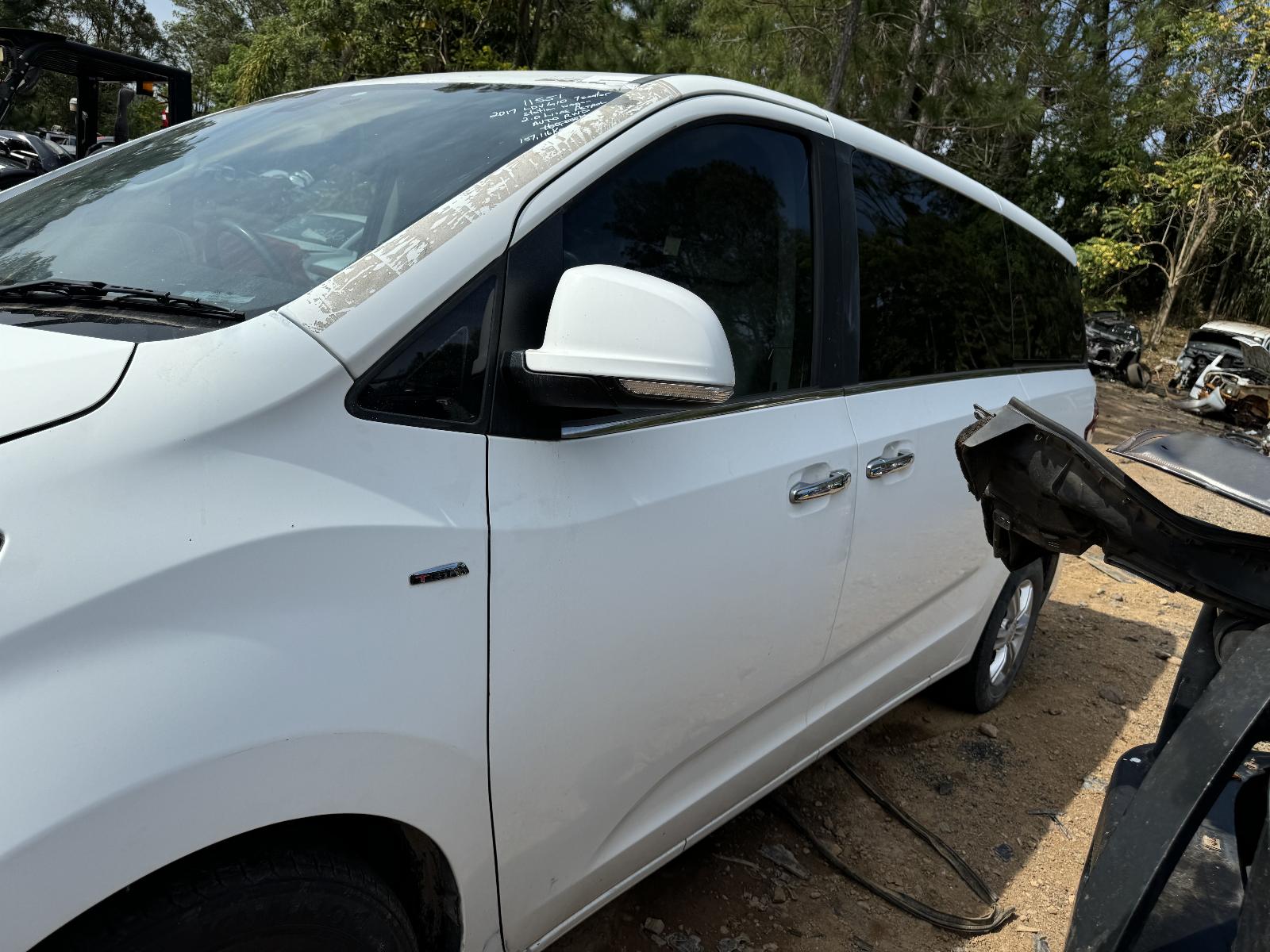 View LDV G10 2017 4 Door Station Wagon Breaking