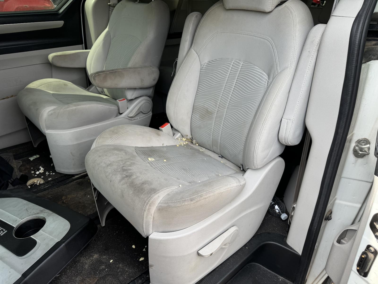 View LDV G10 2017 4 Door Station Wagon Breaking