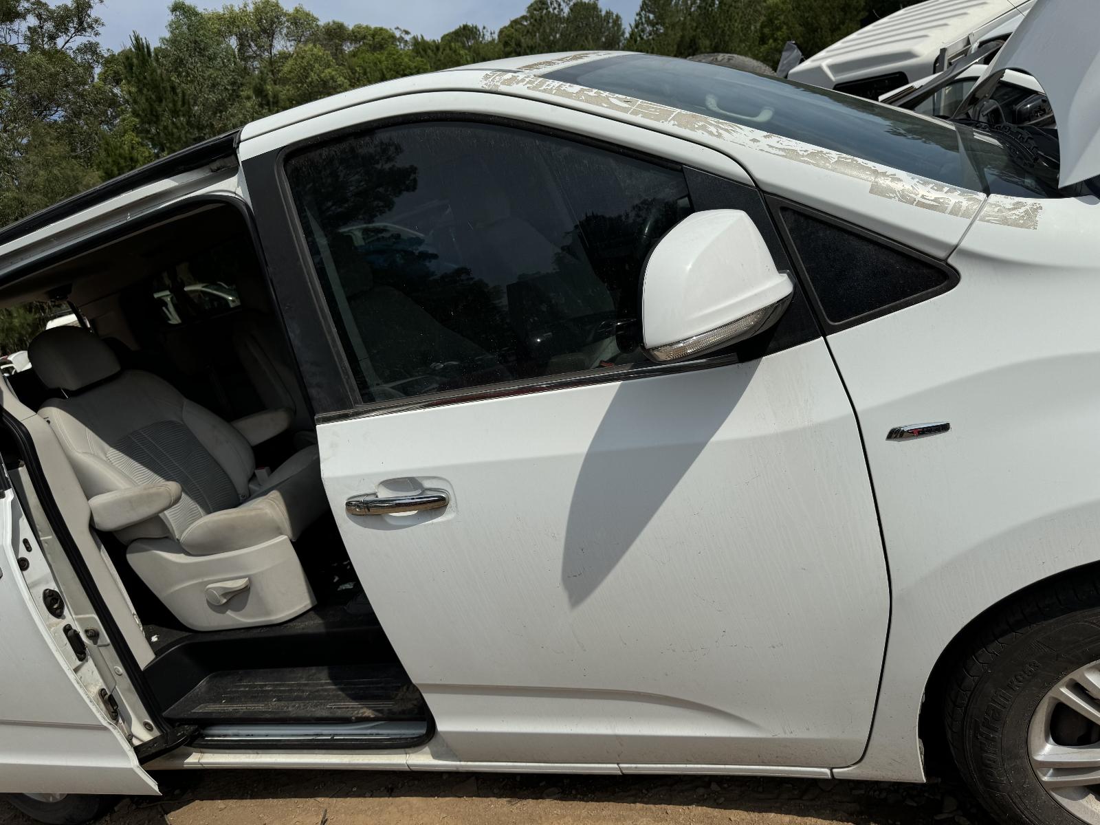 View LDV G10 2017 4 Door Station Wagon Breaking