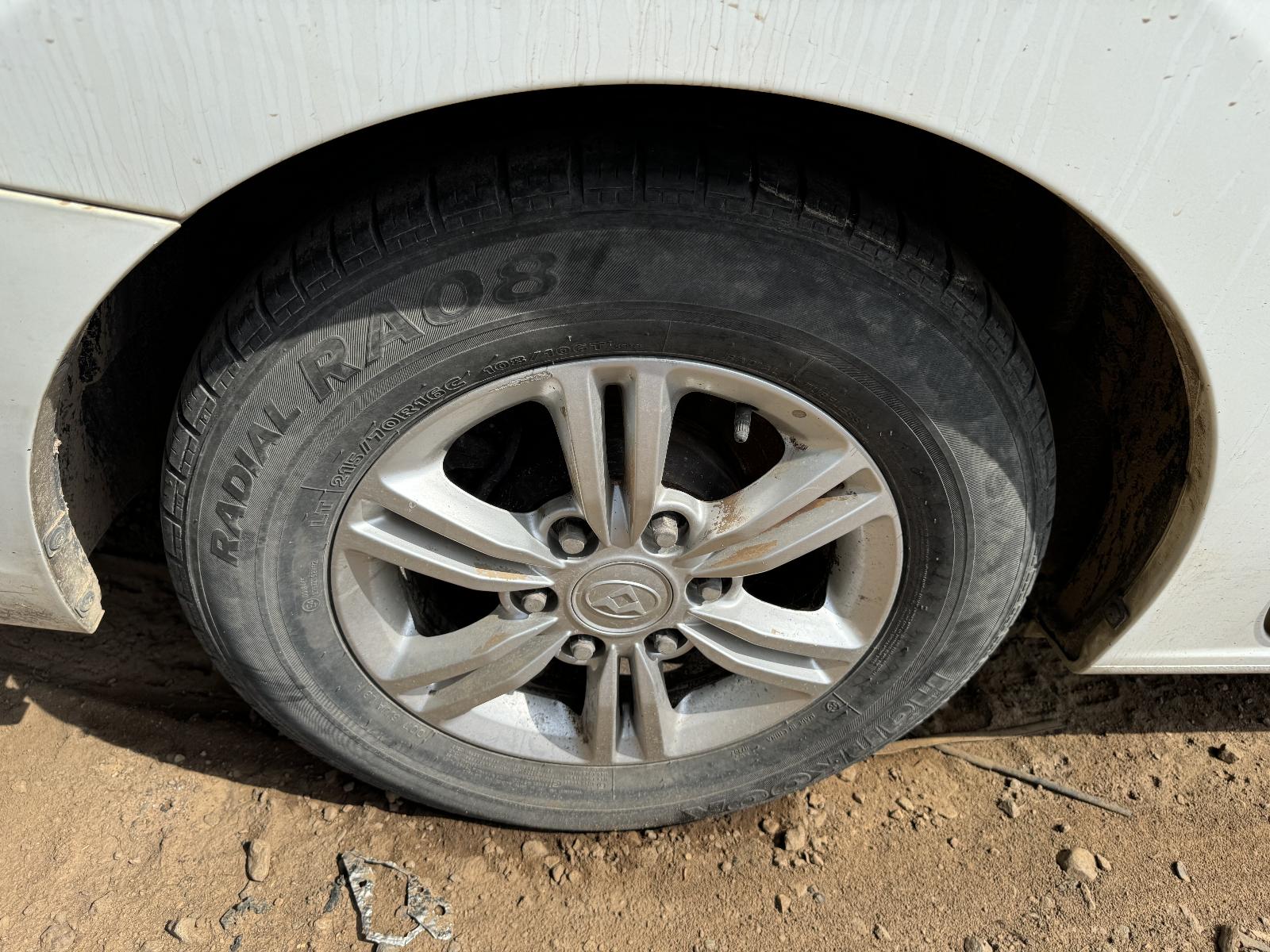 View LDV G10 2017 4 Door Station Wagon Breaking