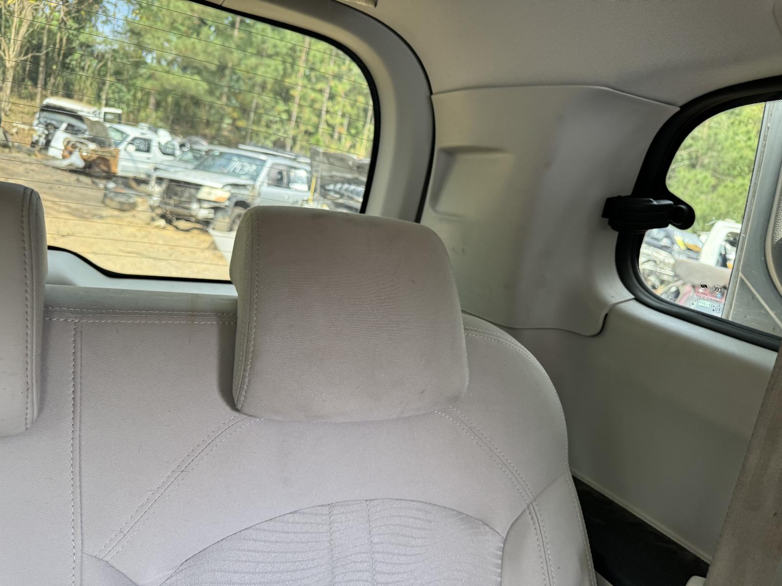View LDV G10 2017 4 Door Station Wagon Breaking
