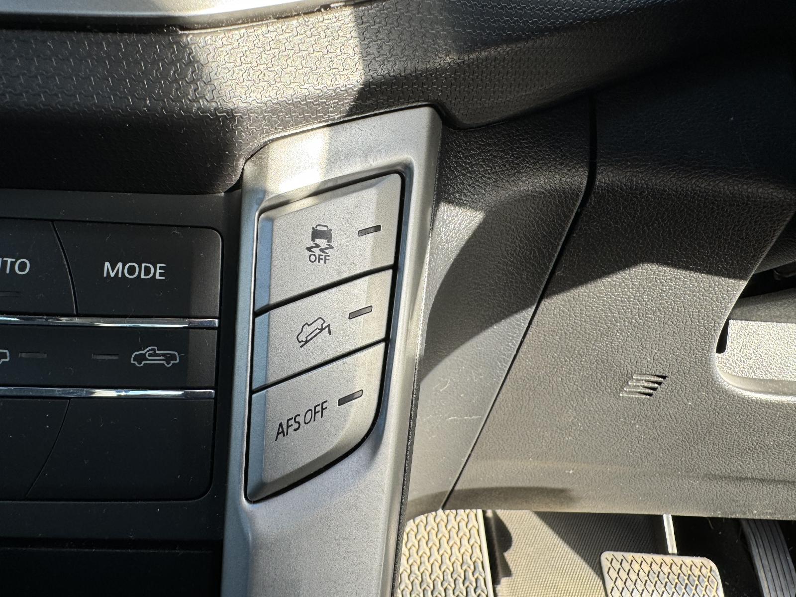 View LDV T60 2020 4 Door Utility Breaking