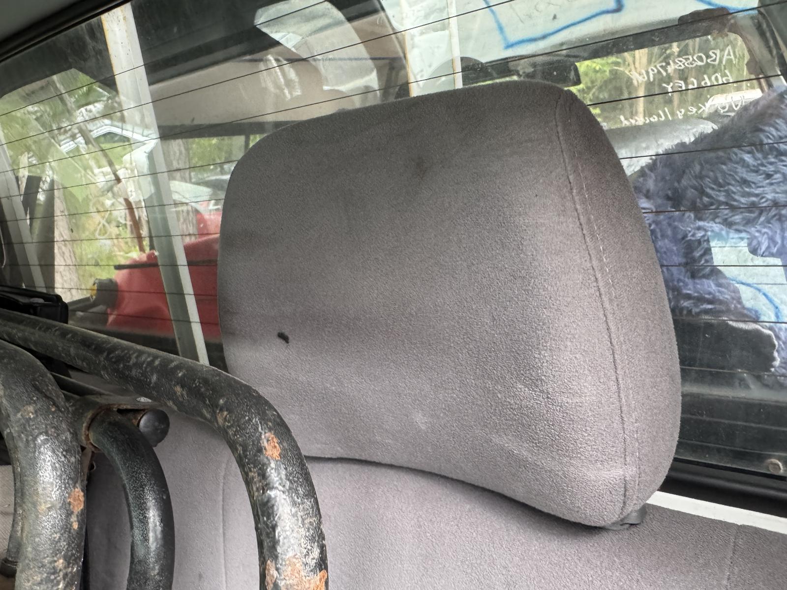 View MAZDA BRAVO 2001 4 Door Utility Breaking
