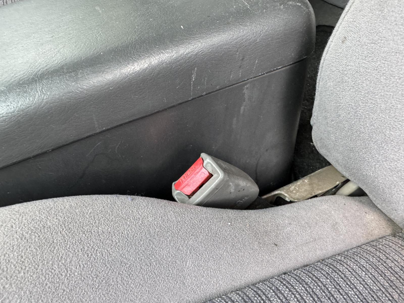 View MAZDA BRAVO 2001 4 Door Utility Breaking