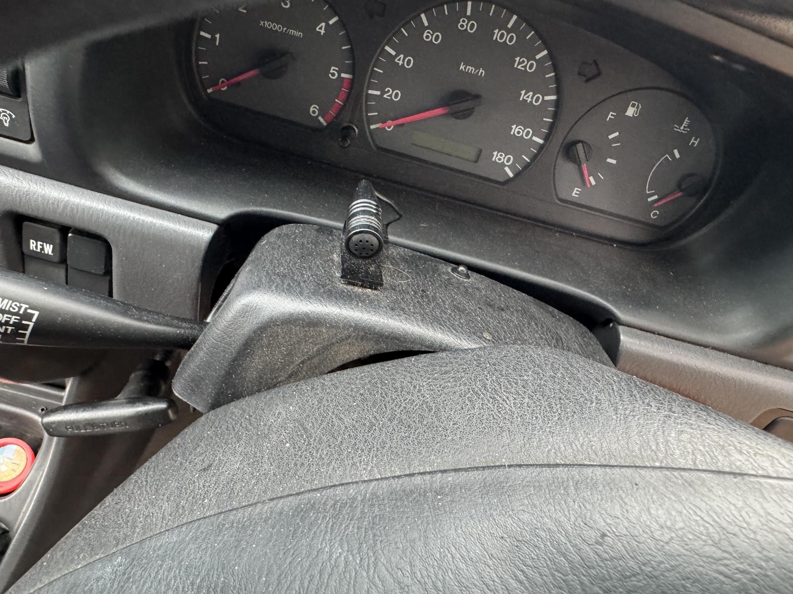 View MAZDA BRAVO 2001 4 Door Utility Breaking