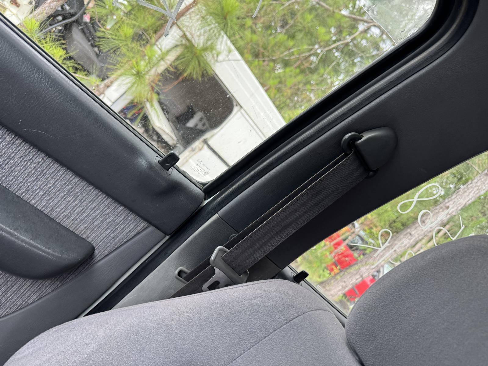 View MAZDA BRAVO 2001 4 Door Utility Breaking