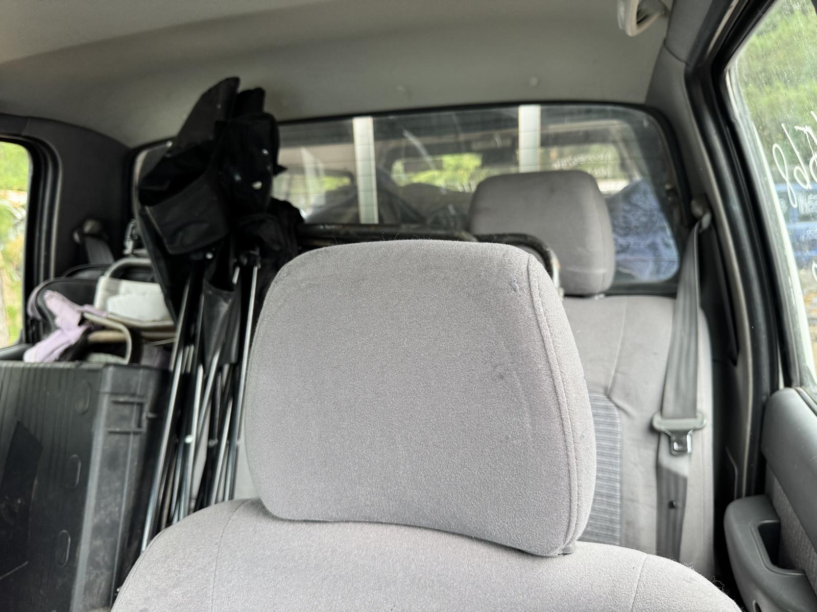 View MAZDA BRAVO 2001 4 Door Utility Breaking