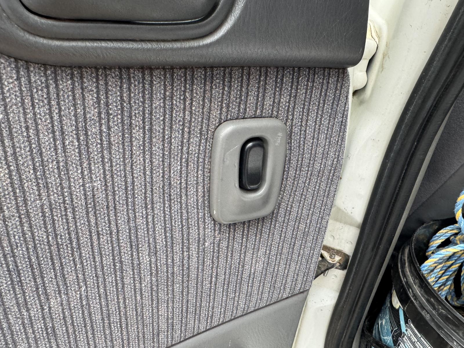 View MAZDA BRAVO 2001 4 Door Utility Breaking