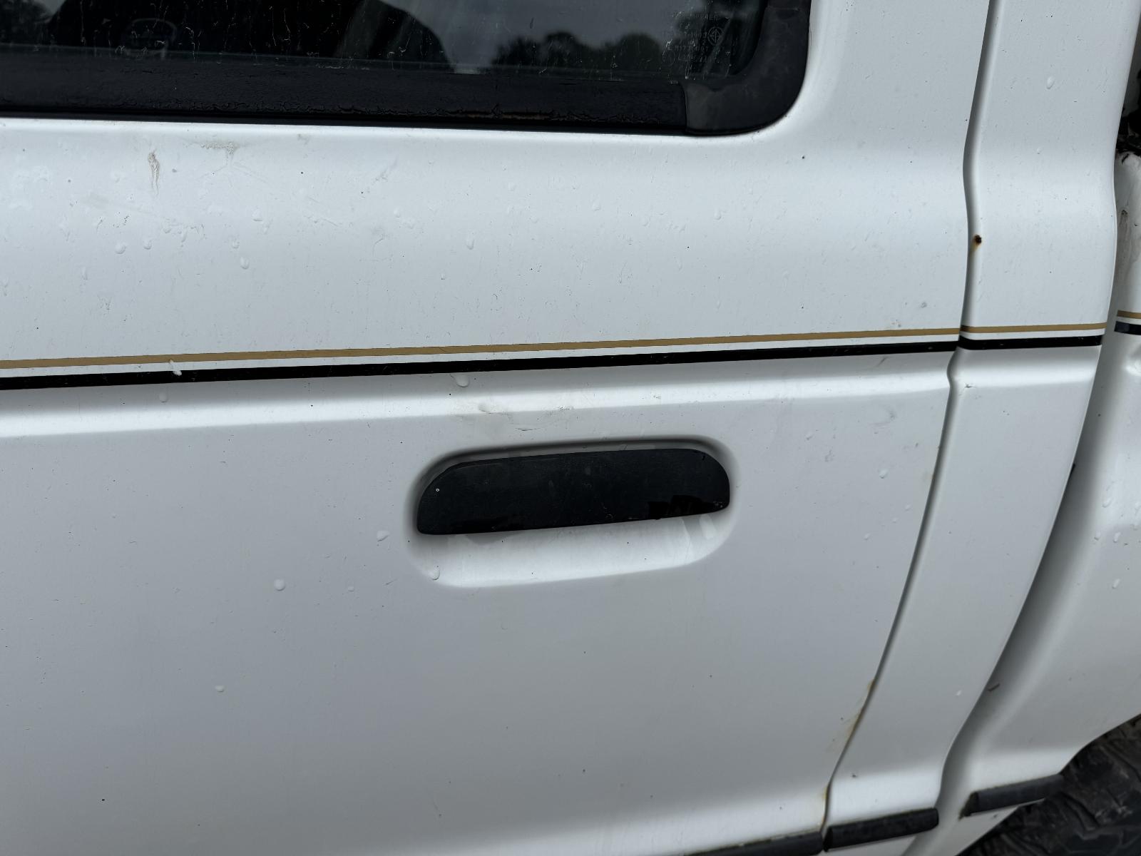 View MAZDA BRAVO 2001 4 Door Utility Breaking