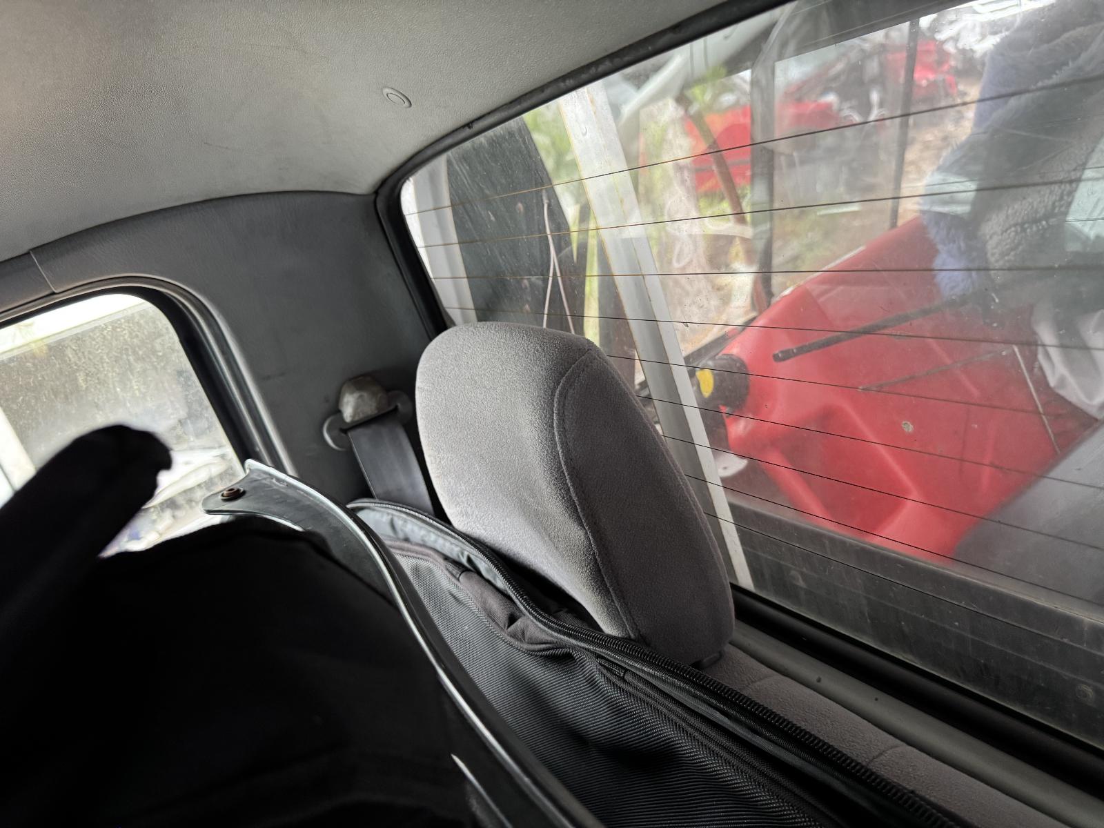View MAZDA BRAVO 2001 4 Door Utility Breaking