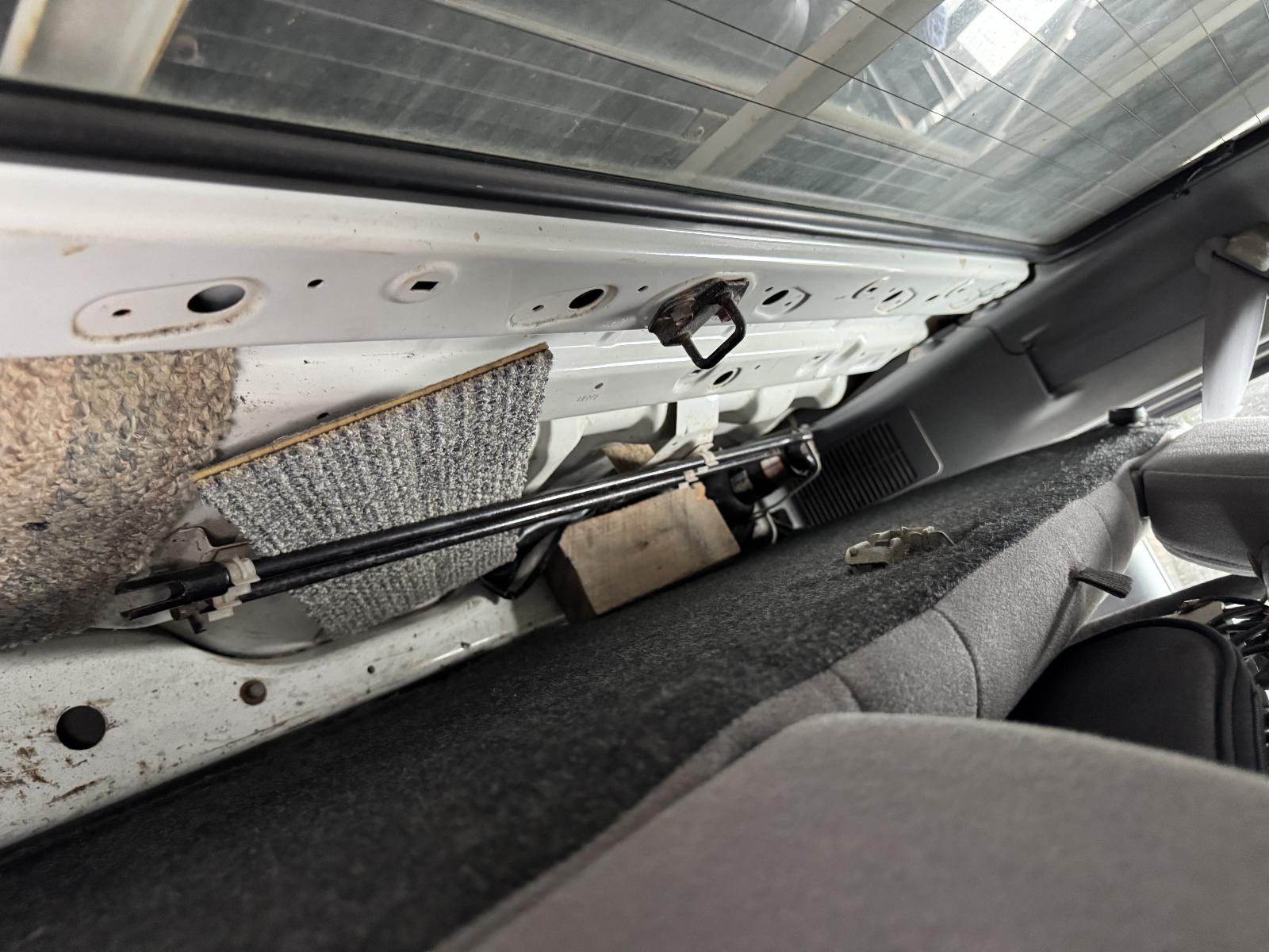 View MAZDA BRAVO 2001 4 Door Utility Breaking