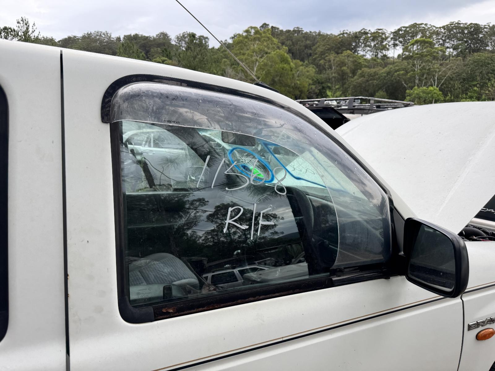 View MAZDA BRAVO 2001 4 Door Utility Breaking