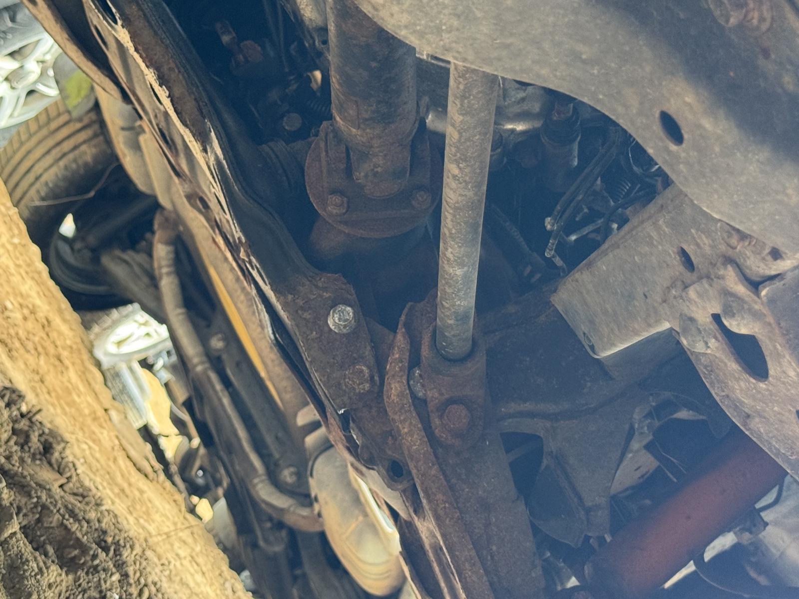 View MAZDA BRAVO 2001 4 Door Utility Breaking