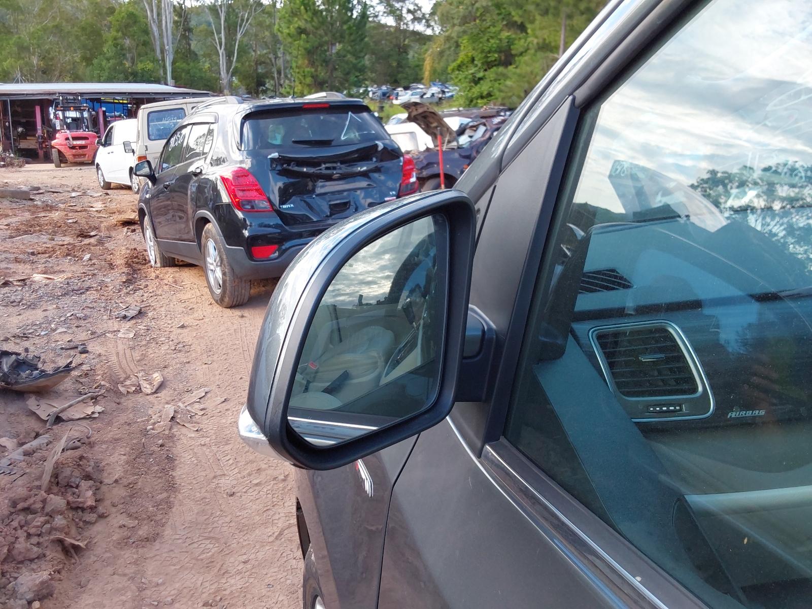 View LDV G10 2021 5 Door Station Wagon Breaking