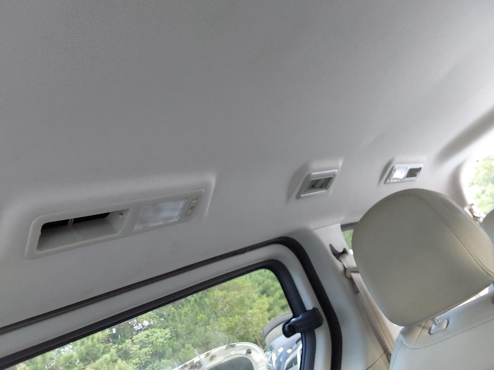 View LDV G10 2021 5 Door Station Wagon Breaking