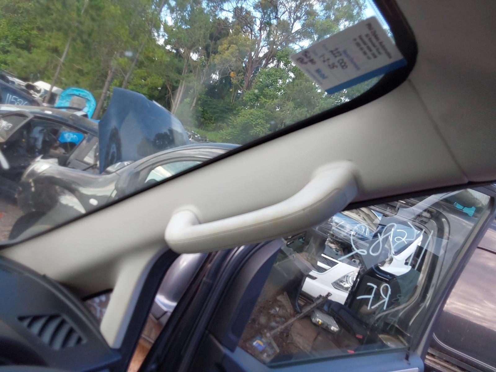 View LDV G10 2021 5 Door Station Wagon Breaking