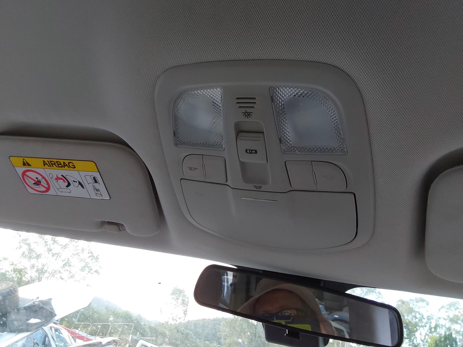 View LDV G10 2021 5 Door Station Wagon Breaking