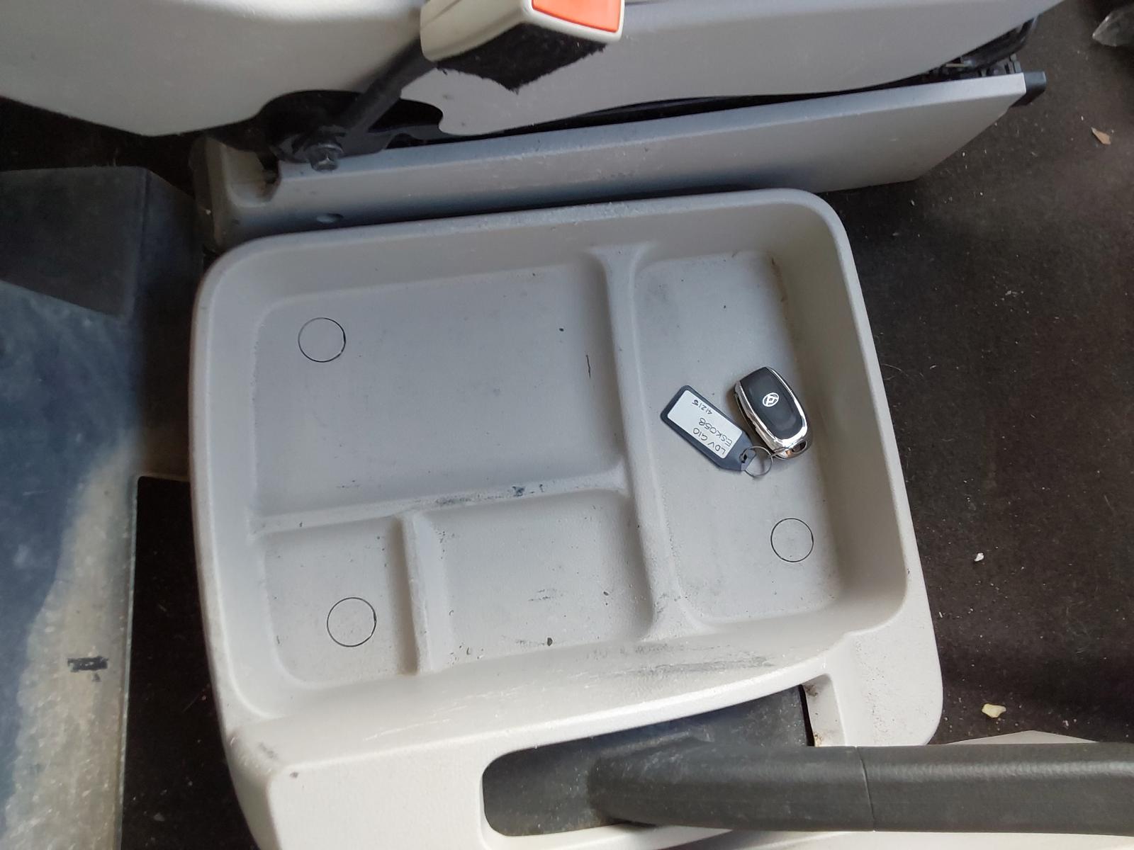 View LDV G10 2021 5 Door Station Wagon Breaking