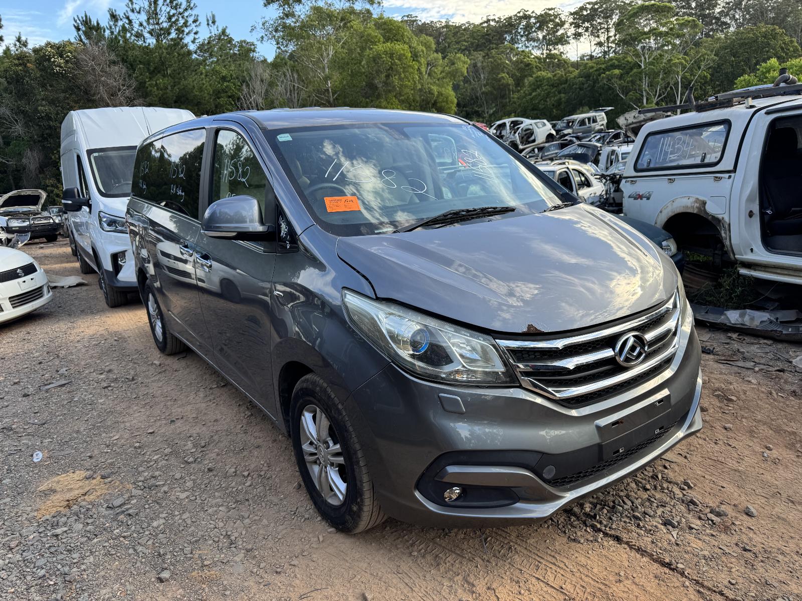 View LDV G10 2021 5 Door Station Wagon Breaking