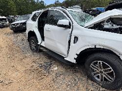 View FORD EVEREST 2024 5 Door Station Wagon Breaking