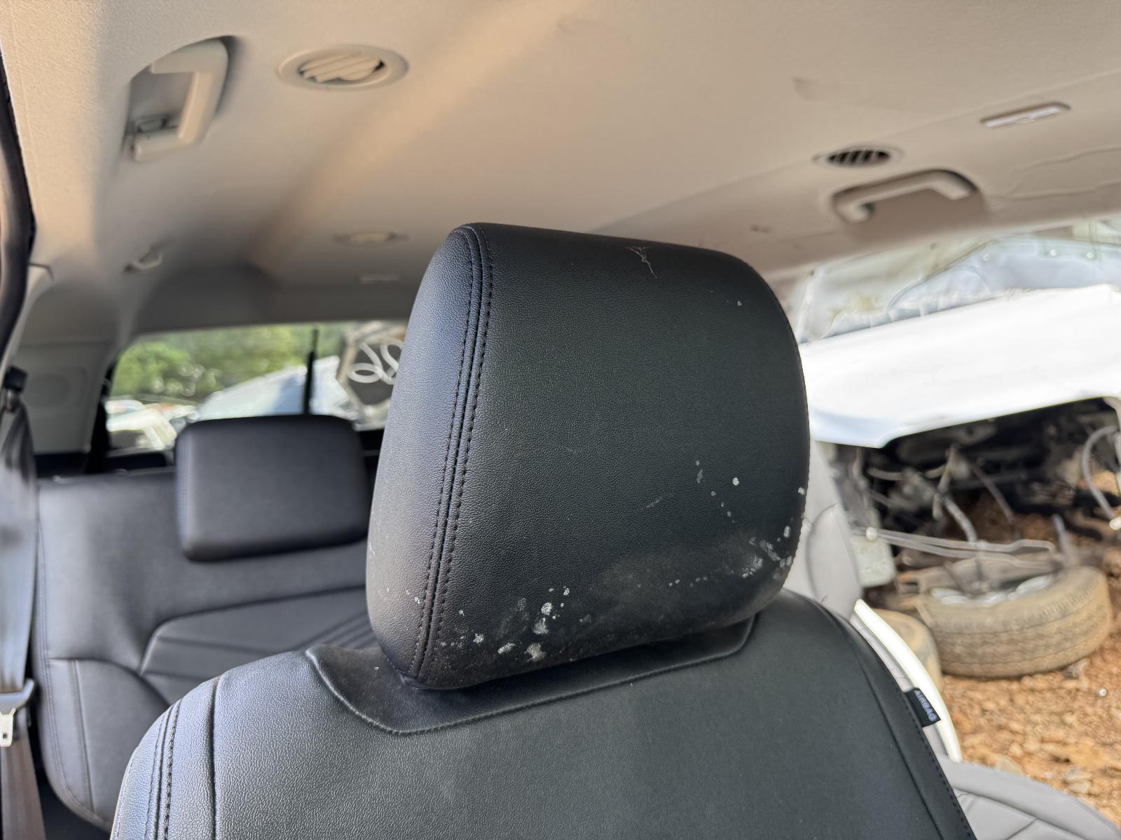 View FORD EVEREST 2024 5 Door Station Wagon Breaking