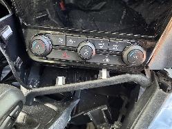 View FORD EVEREST 2024 5 Door Station Wagon Breaking
