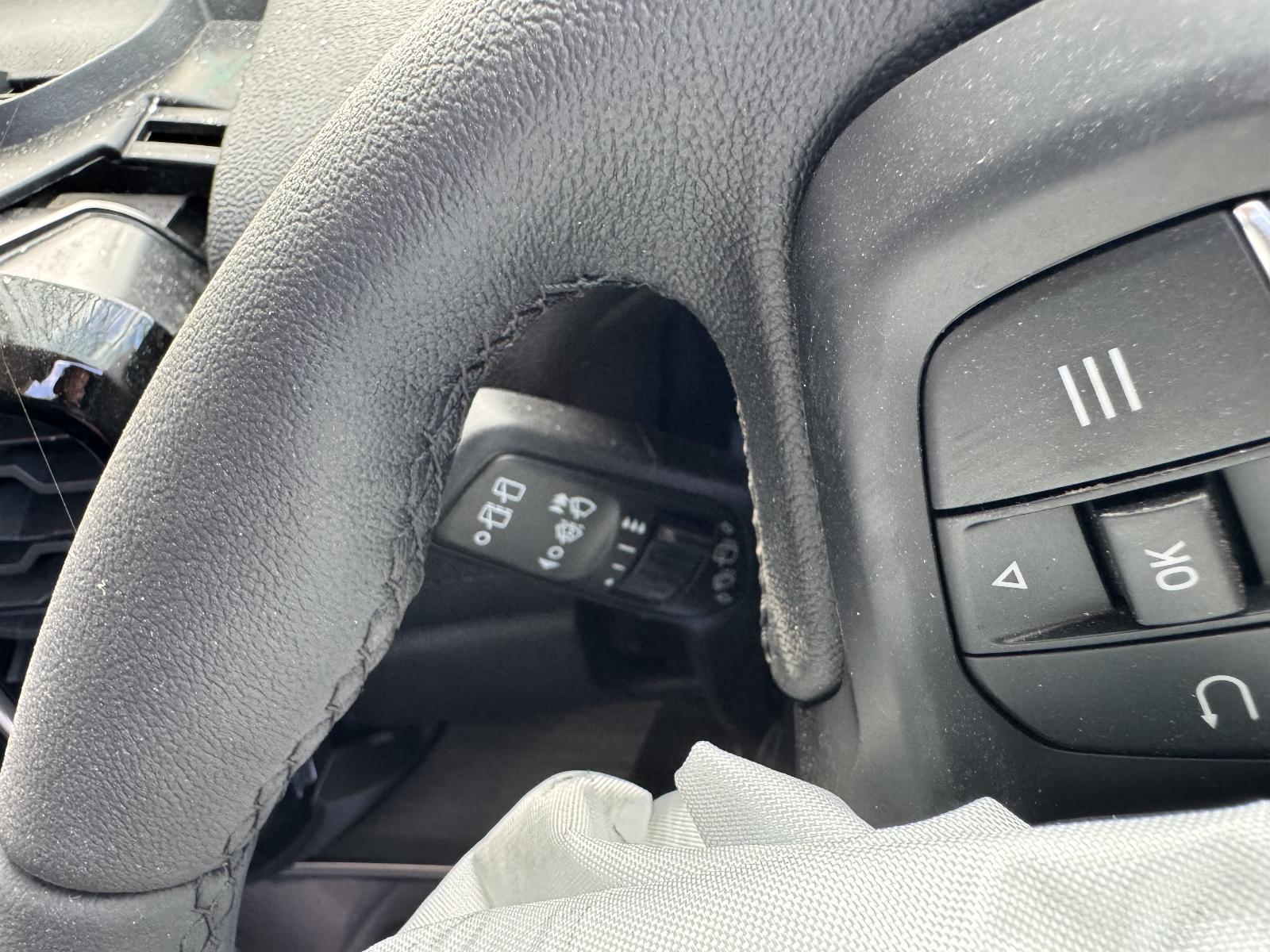 View FORD EVEREST 2024 5 Door Station Wagon Breaking