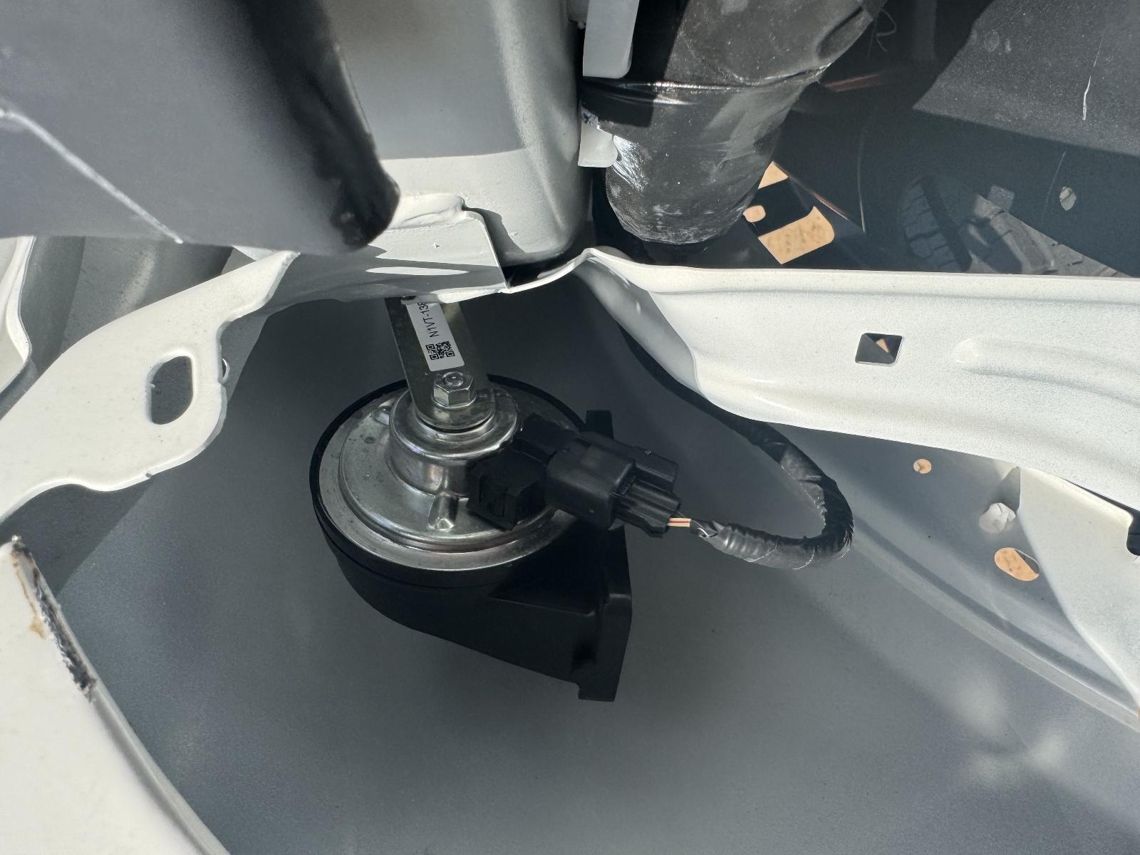 View FORD EVEREST 2024 5 Door Station Wagon Breaking