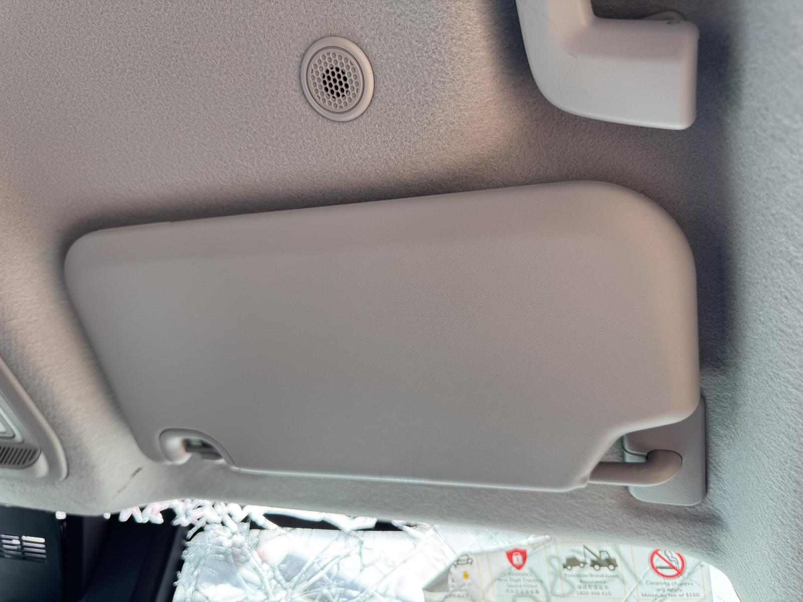 View FORD EVEREST 2024 5 Door Station Wagon Breaking