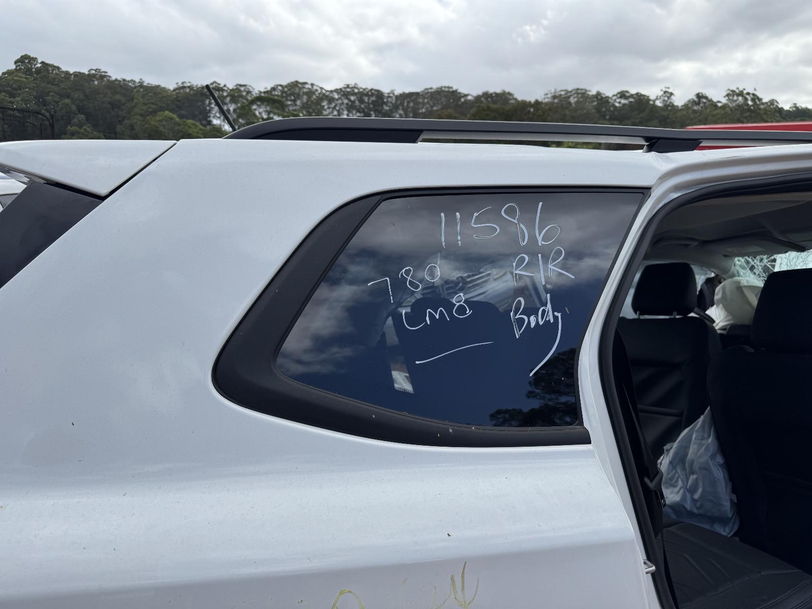 View FORD EVEREST 2024 5 Door Station Wagon Breaking