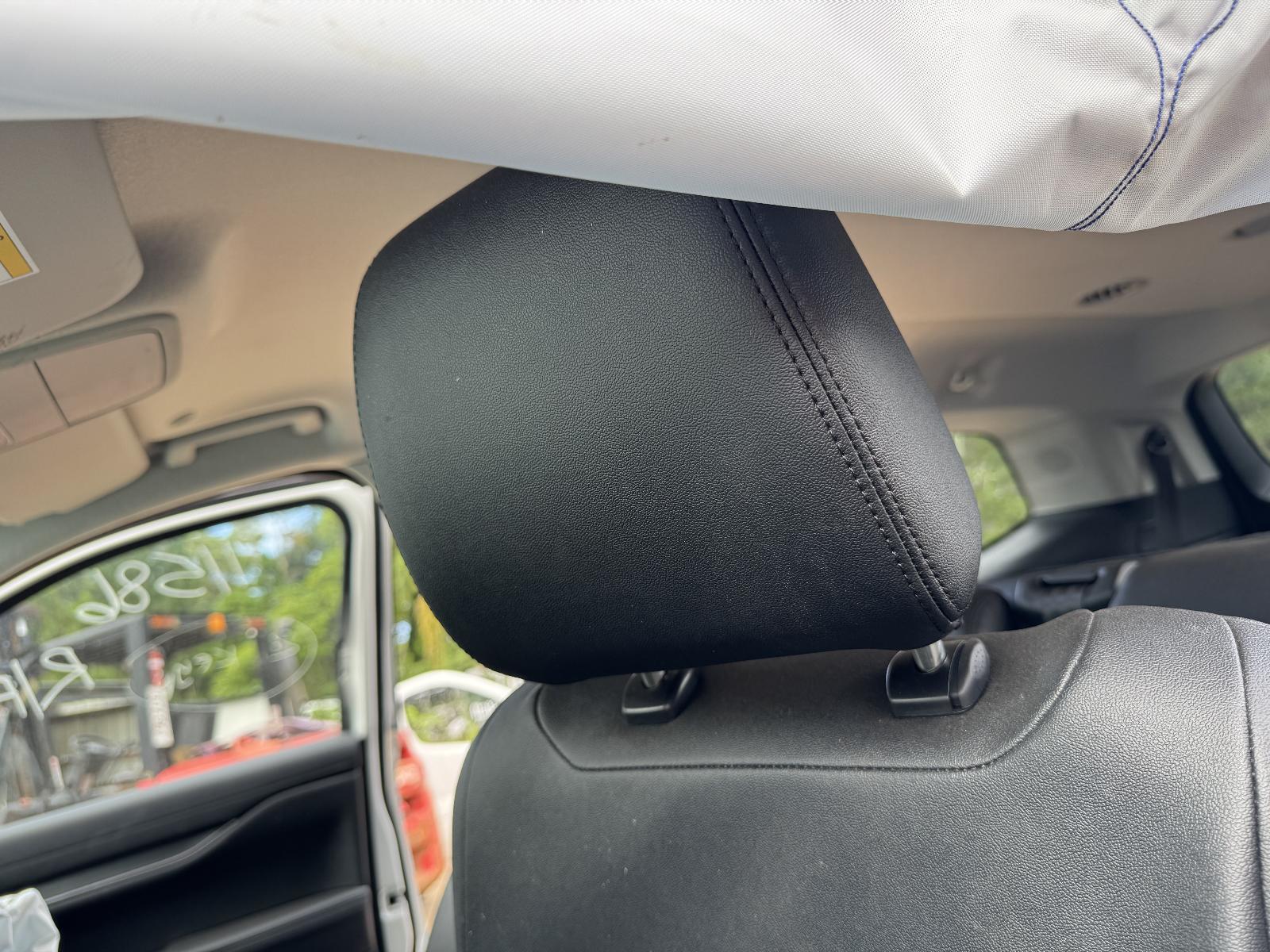 View FORD EVEREST 2024 5 Door Station Wagon Breaking