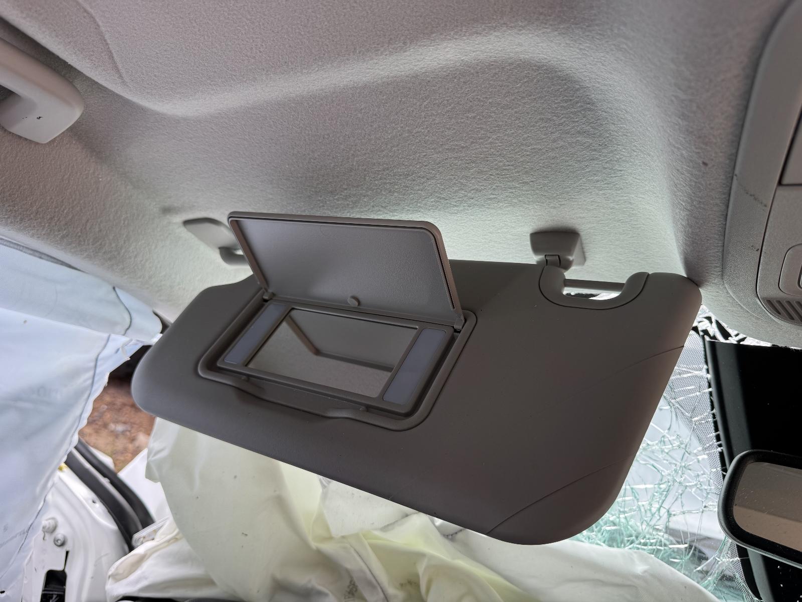 View FORD EVEREST 2024 5 Door Station Wagon Breaking