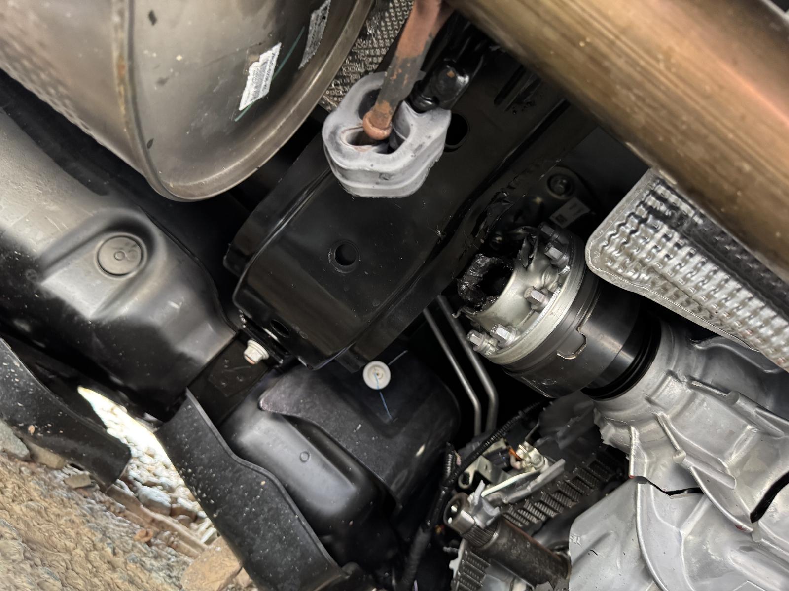 View FORD EVEREST 2024 5 Door Station Wagon Breaking