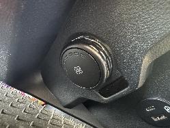 View FORD EVEREST 2024 5 Door Station Wagon Breaking