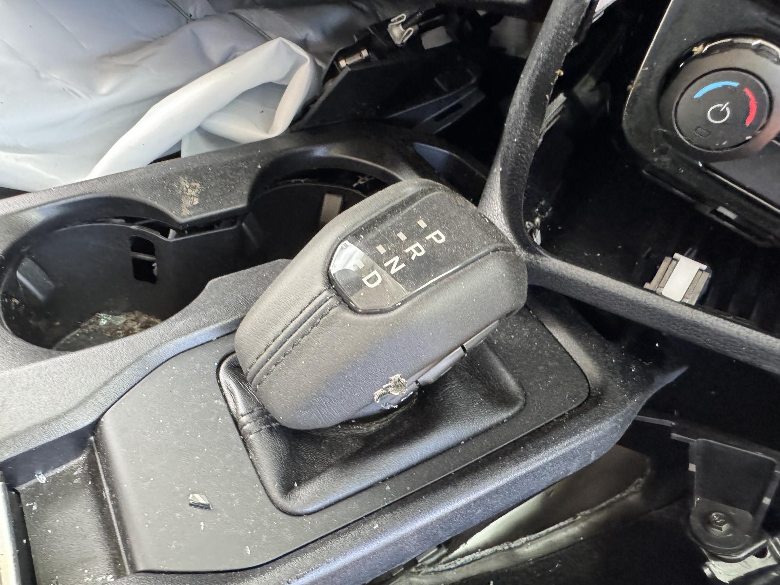 View FORD EVEREST 2024 5 Door Station Wagon Breaking