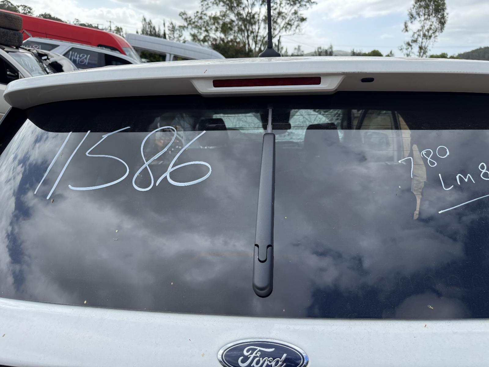 View FORD EVEREST 2024 5 Door Station Wagon Breaking