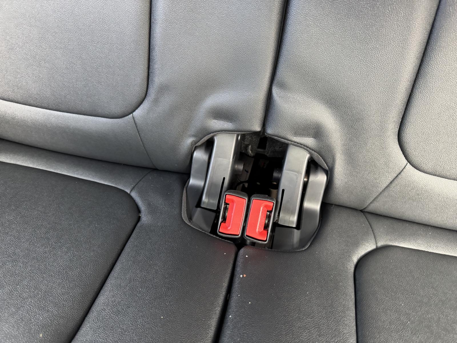 View FORD EVEREST 2024 5 Door Station Wagon Breaking