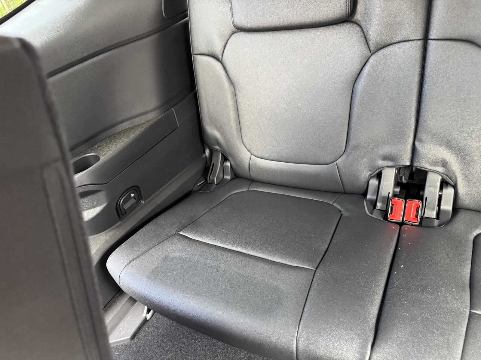 View FORD EVEREST 2024 5 Door Station Wagon Breaking