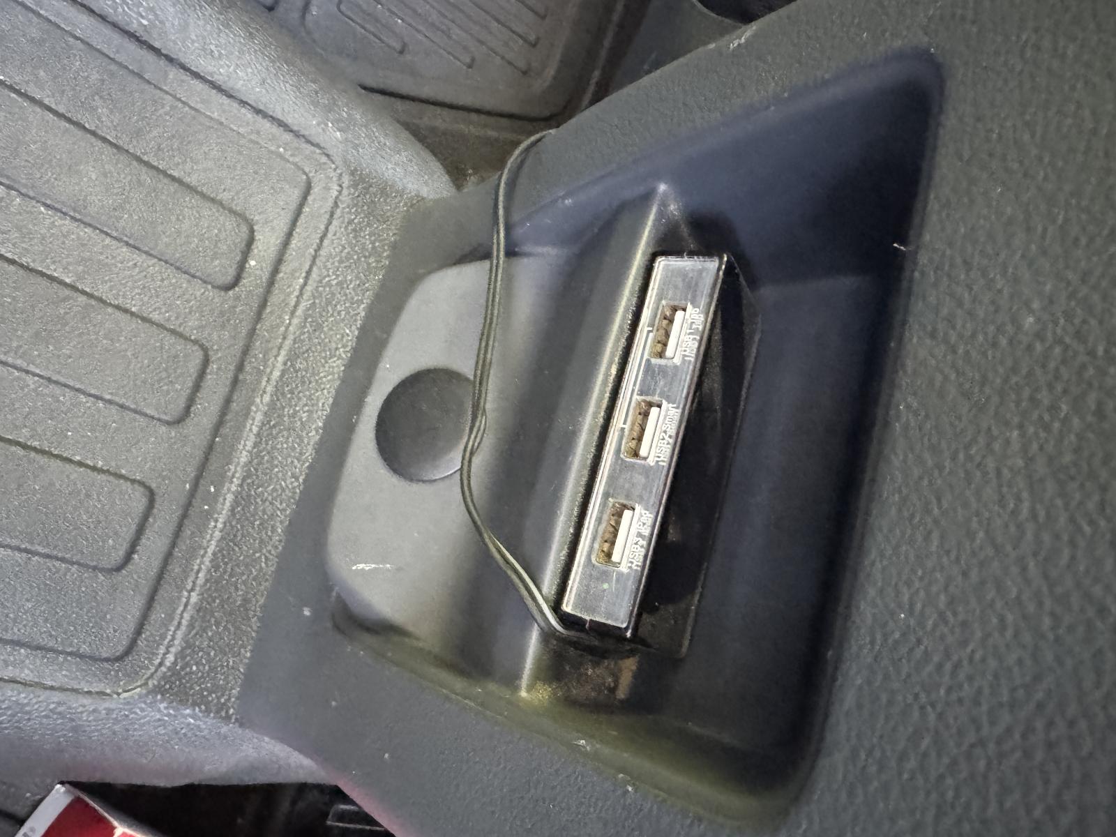 View FORD RANGER 2012 4 Door Utility Breaking
