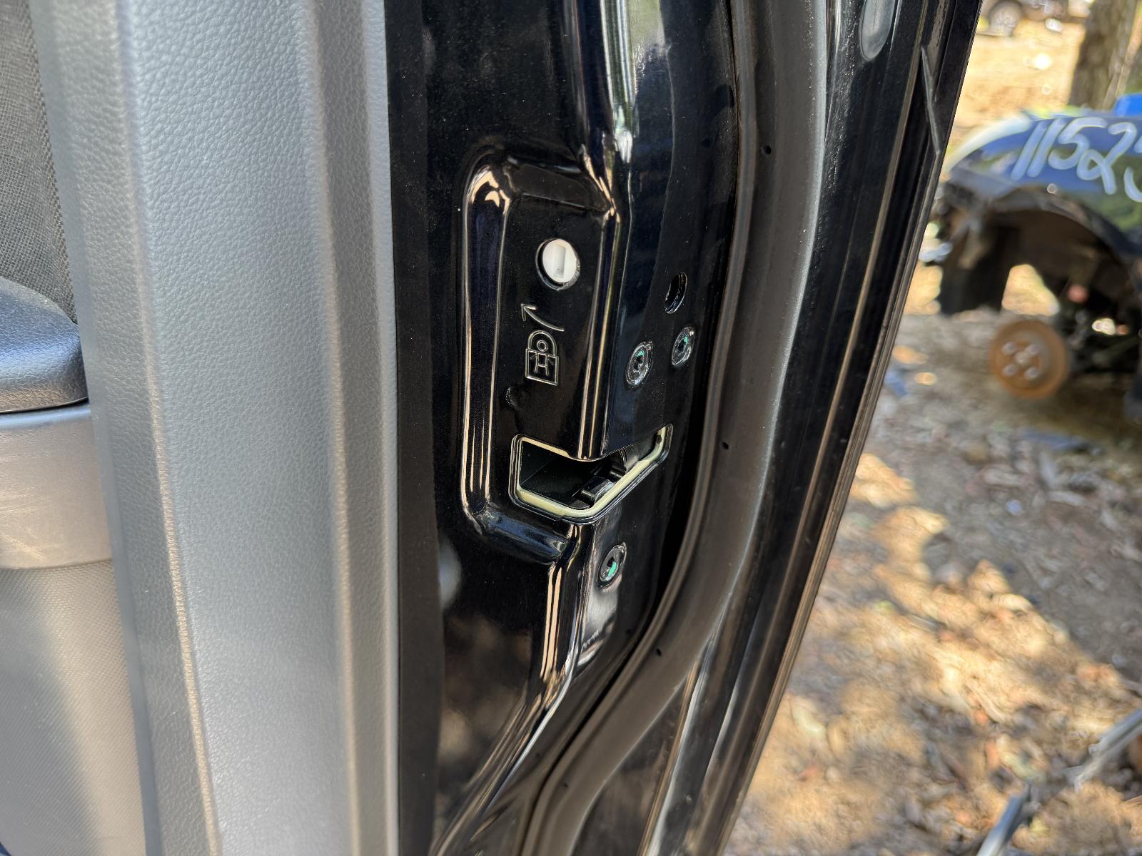 View FORD RANGER 2012 4 Door Utility Breaking