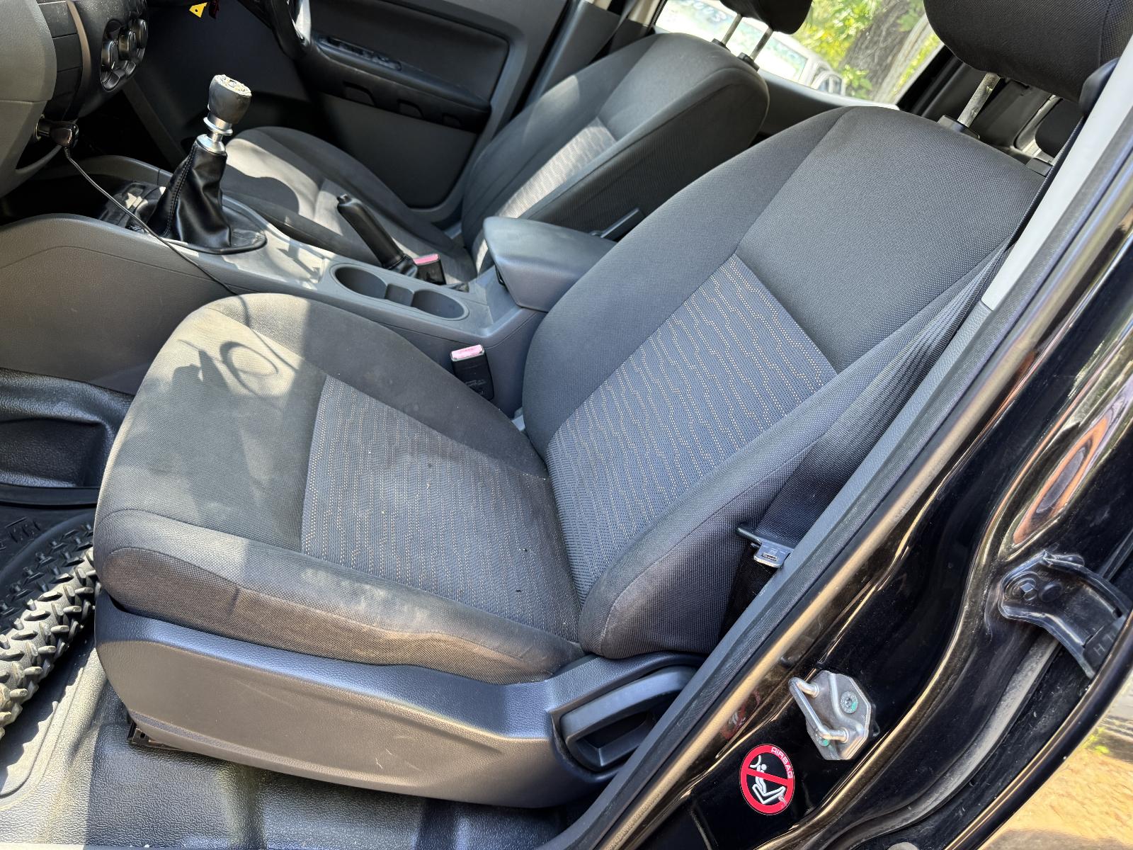 View FORD RANGER 2012 4 Door Utility Breaking