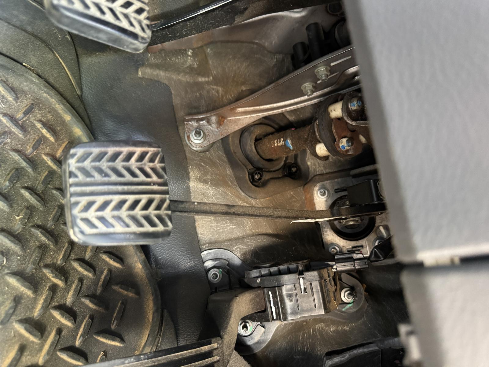 View FORD RANGER 2012 4 Door Utility Breaking