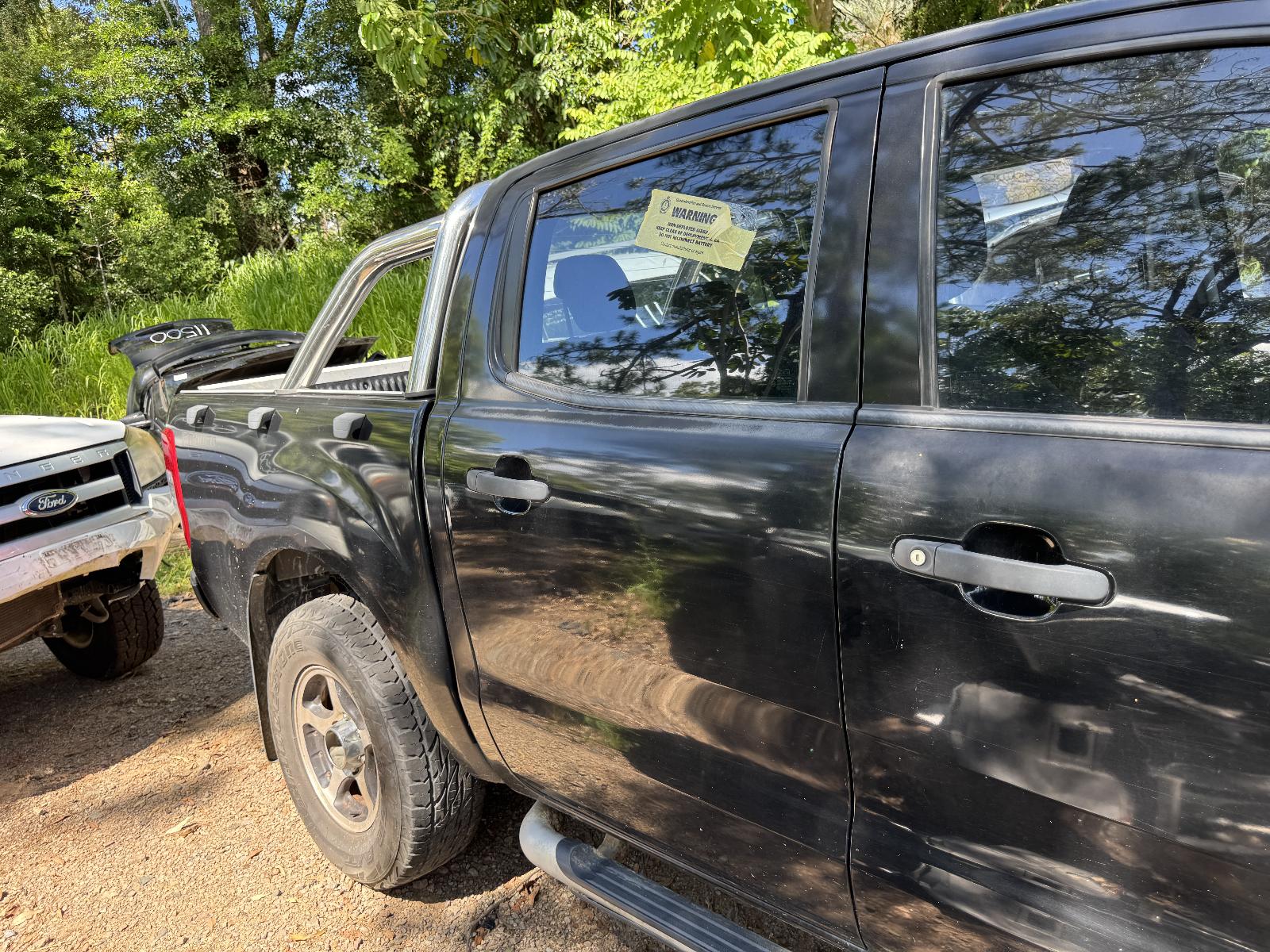 View FORD RANGER 2012 4 Door Utility Breaking