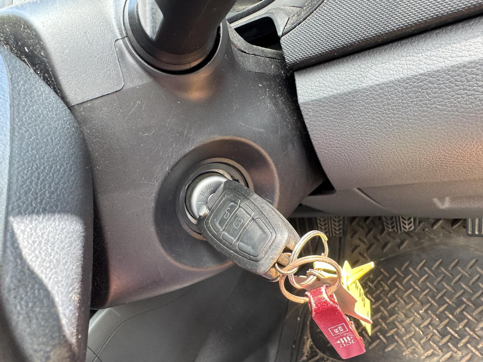 View FORD RANGER 2012 4 Door Utility Breaking